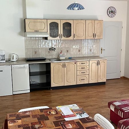 Apartman V Zahradni Prachatice Bagian luar foto
